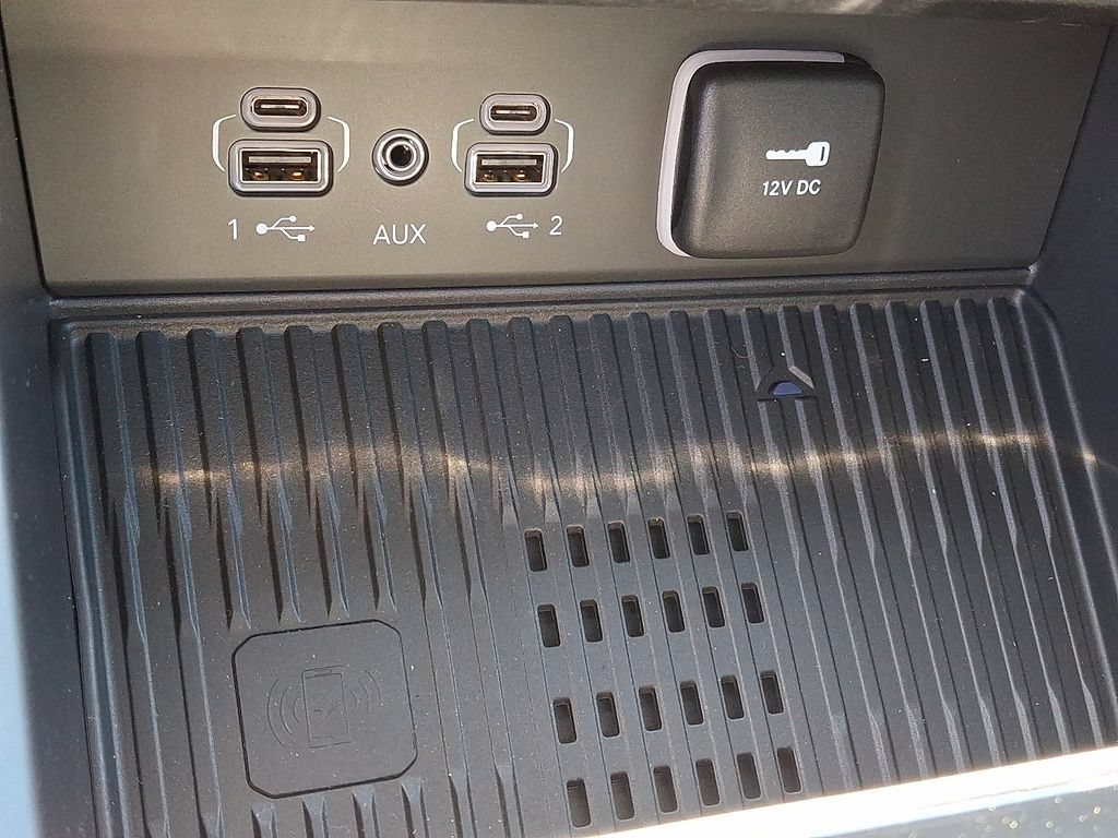 New 2026 Jeep Grand Cherokee Altitude AWD/4WD image 19