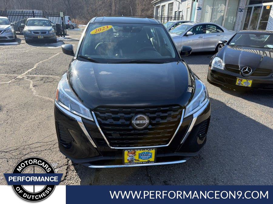 Used 2023 Nissan Kicks S FWD image 2