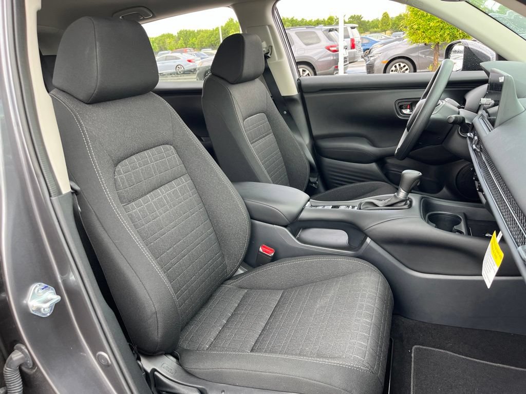 Certified 2026 Honda HR-V LX image 27