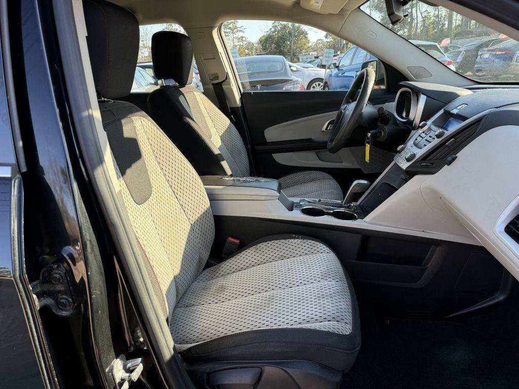 Used 2015 Chevrolet Equinox LS image 14