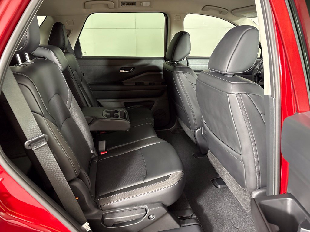 New 2026 Nissan Pathfinder SL FWD image 19