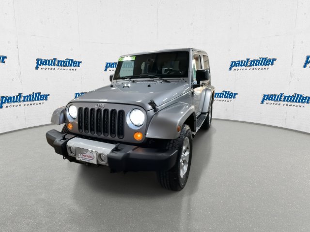 Used 2014 Jeep Wrangler Sahara w/ Connectivity Group AWD/4WD image 5