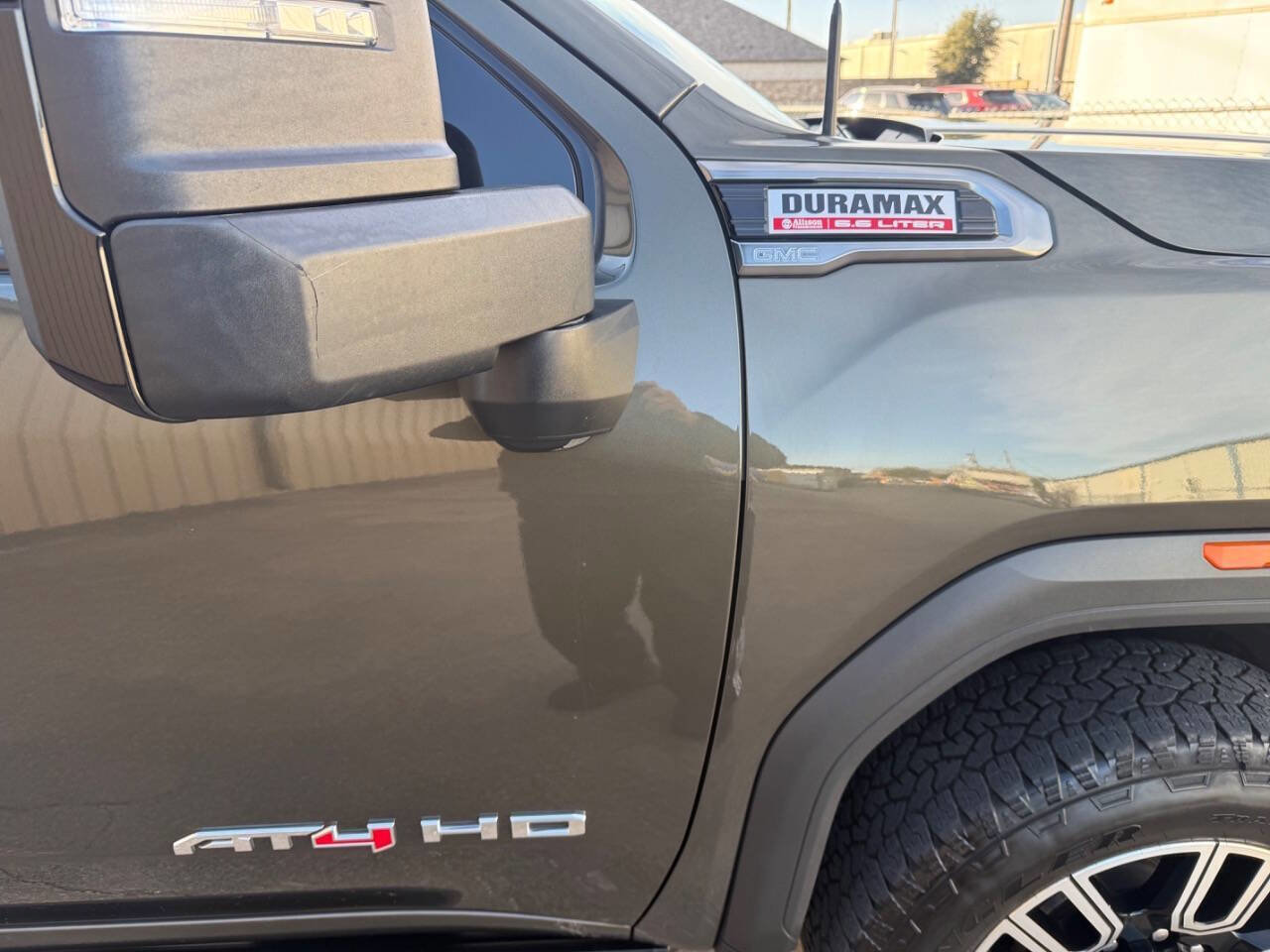 Used 2023 GMC Sierra 2500 AT4 image 38