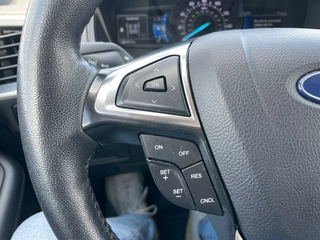 Used 2024 Ford Edge SEL AWD/4WD image 18