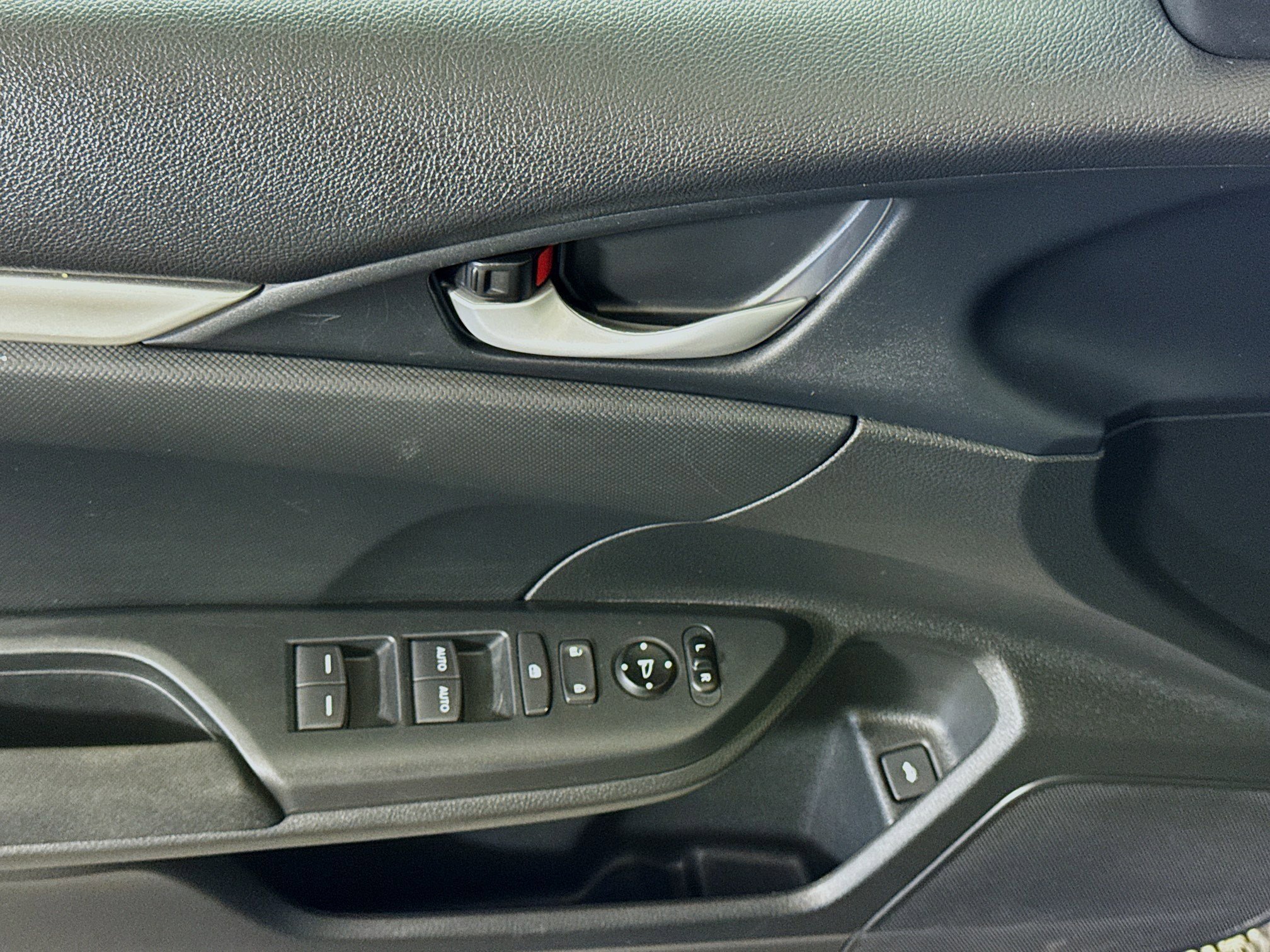Used 2018 Honda Civic LX image 23