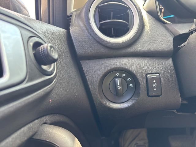 Used 2016 Ford Fiesta SE w/ Cold Weather Package FWD image 23