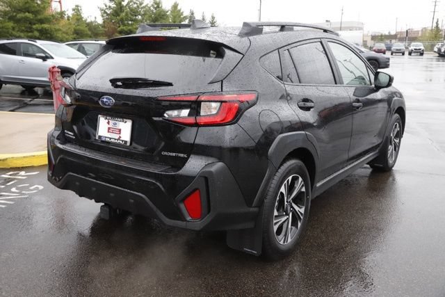 Used 2025 Subaru Crosstrek 2.5i Premium AWD/4WD image 3