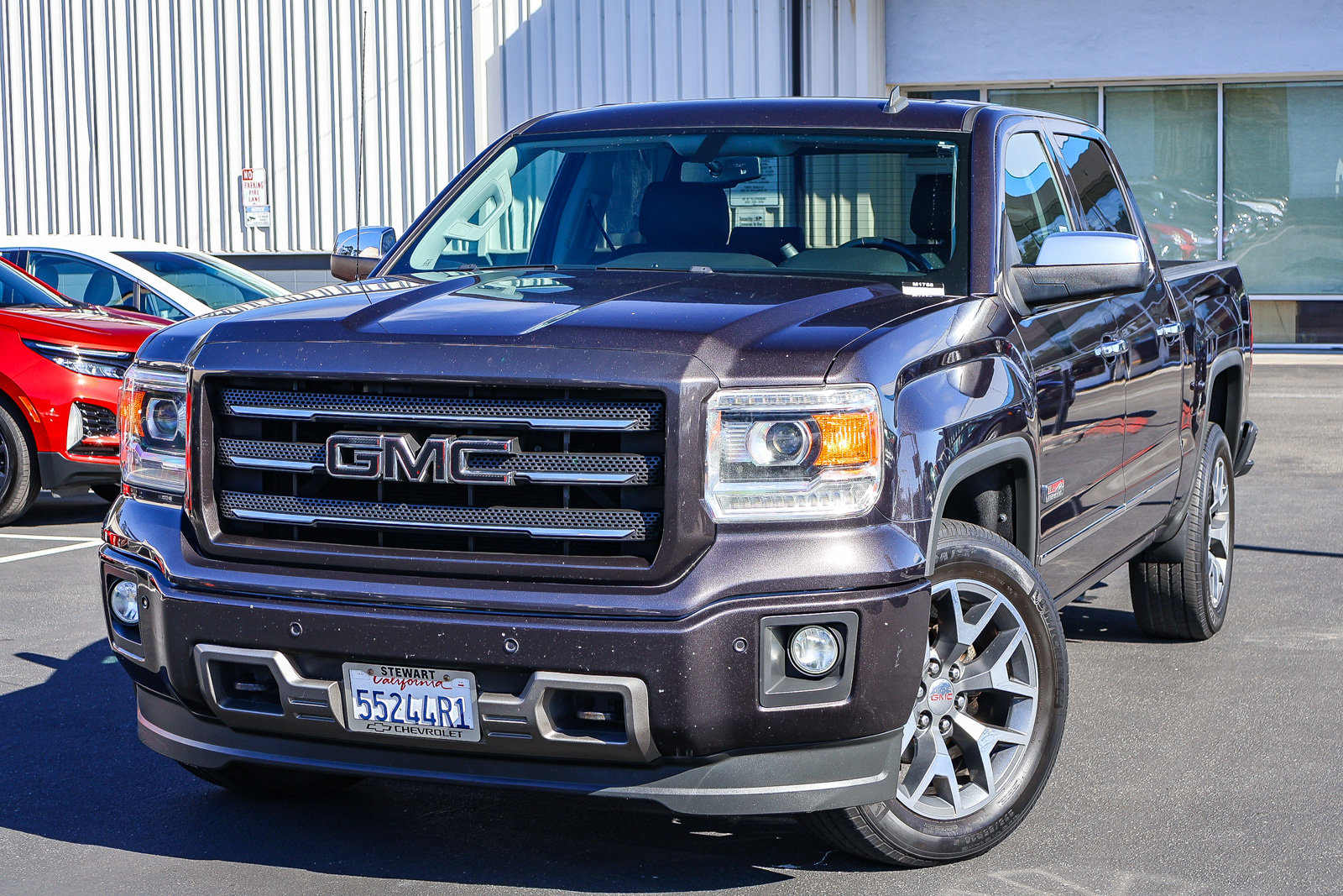 Used 2014 GMC Sierra 1500 SLT w/ All-Terrain Package AWD/4WD image 1