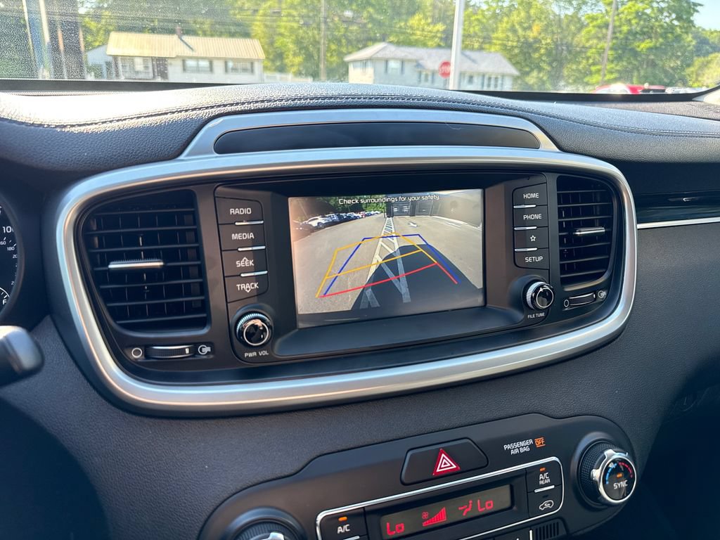Used 2019 Kia Sorento S AWD/4WD image 23