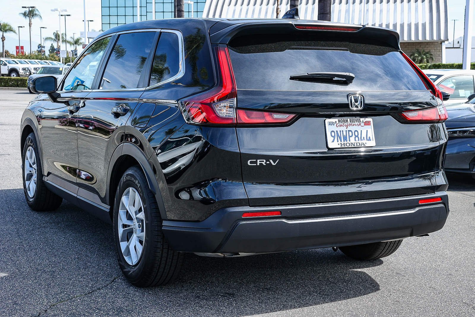 Used 2025 Honda CR-V LX image 4