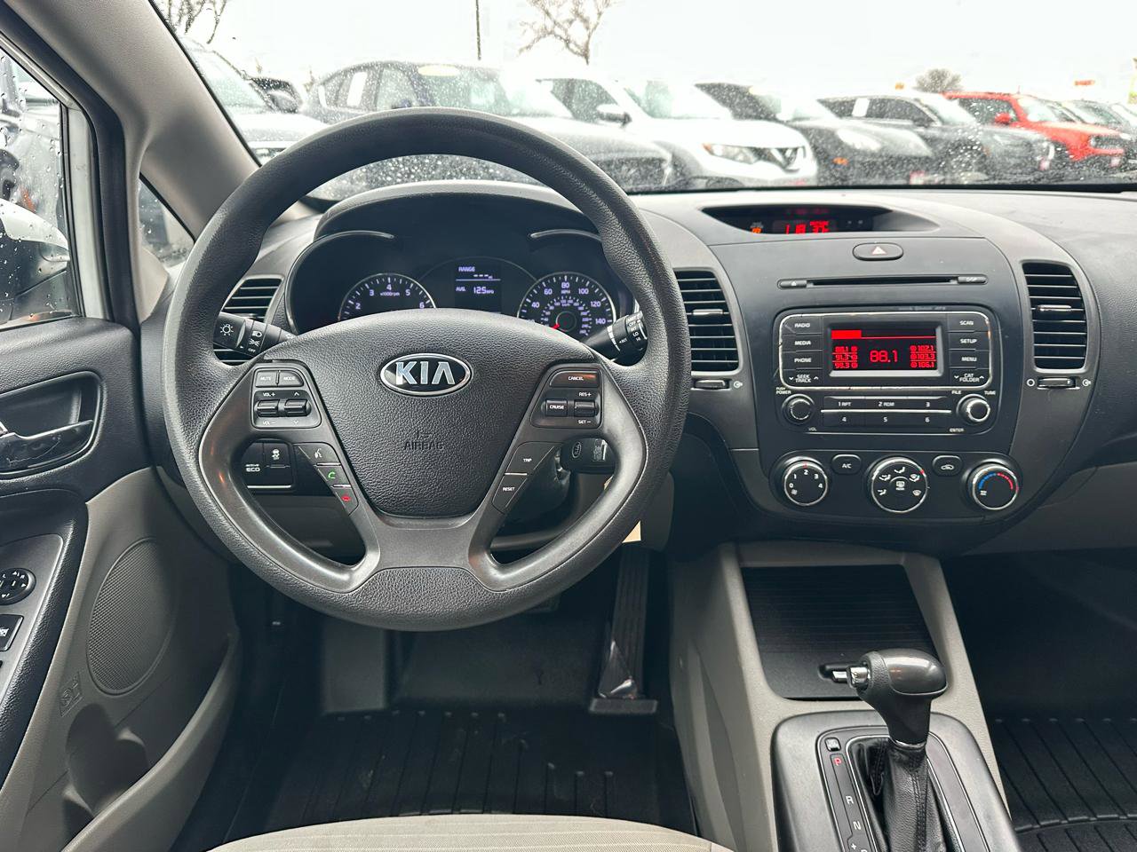 Used 2014 Kia Forte LX w/ Popular Package FWD image 3