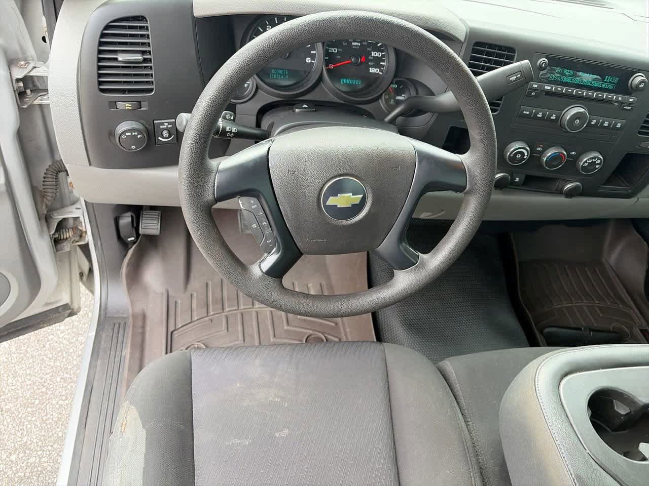 Used 2011 Chevrolet Silverado 1500 W/T RWD image 10