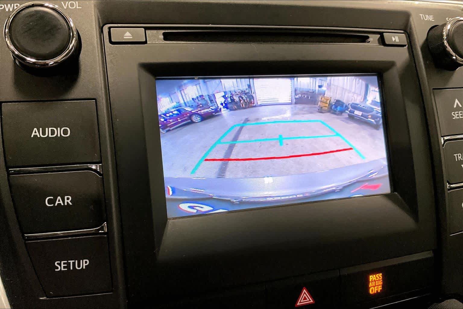 Used 2017 Toyota Camry LE FWD image 27