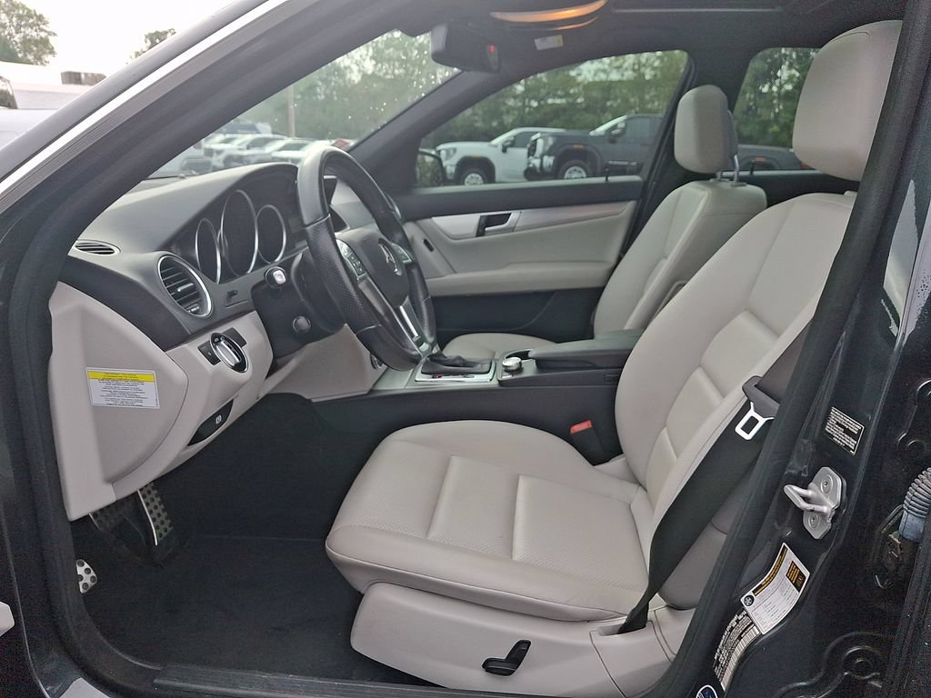 Used 2014 Mercedes-Benz C 300 4MATIC Sedan image 13