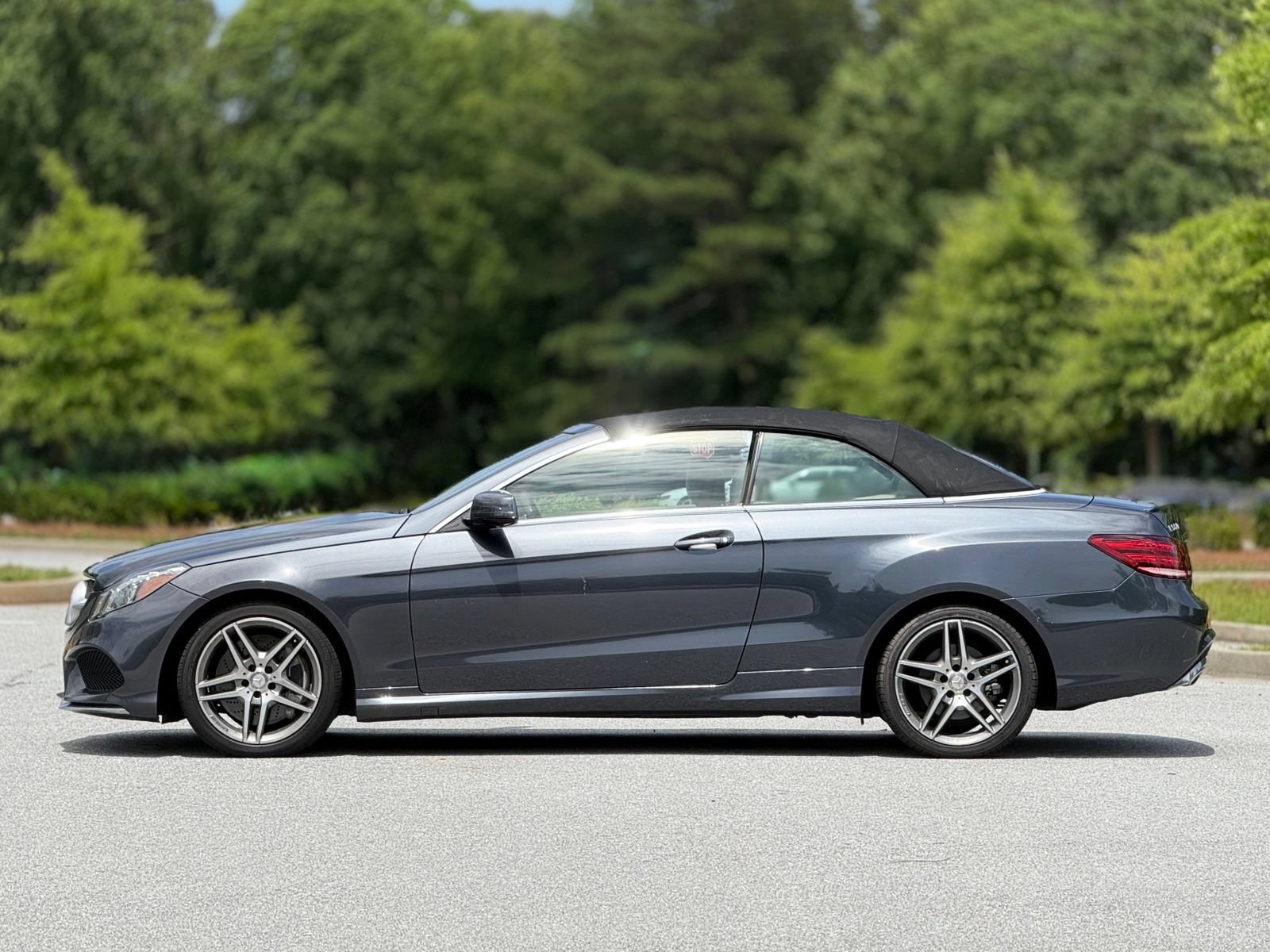 Used 2014 Mercedes-Benz E 550 Cabriolet image 9