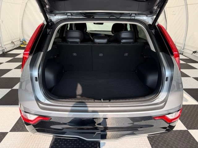 Used 2025 Kia Niro Wind w/ Wind Preserve Package FWD image 4