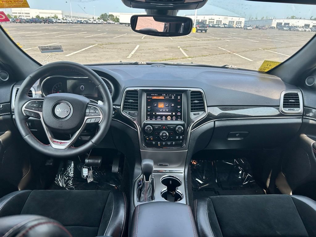 Used 2017 Jeep Grand Cherokee Trailhawk AWD/4WD image 19
