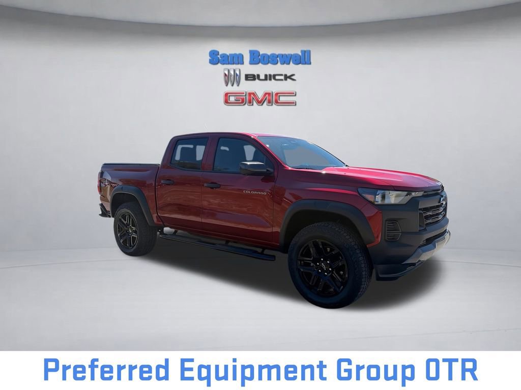 Used 2025 Chevrolet Colorado Trail Boss image 2