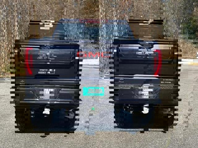 New 2025 GMC Sierra 2500 Denali w/ Denali Reserve Package image 4