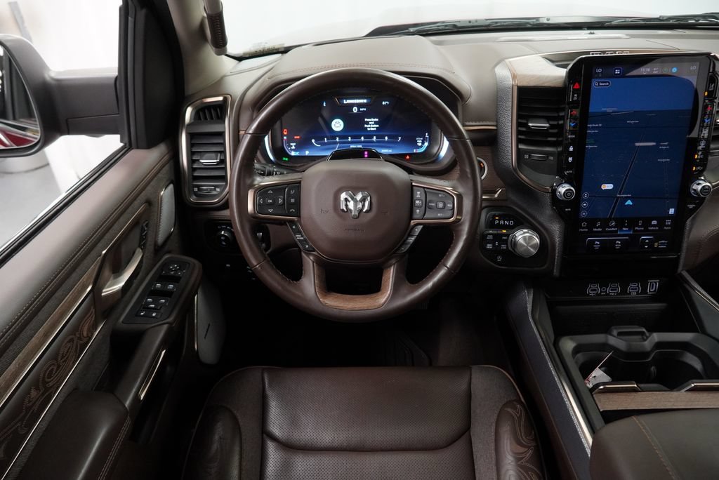 Used 2025 RAM 1500 Limited AWD/4WD image 17