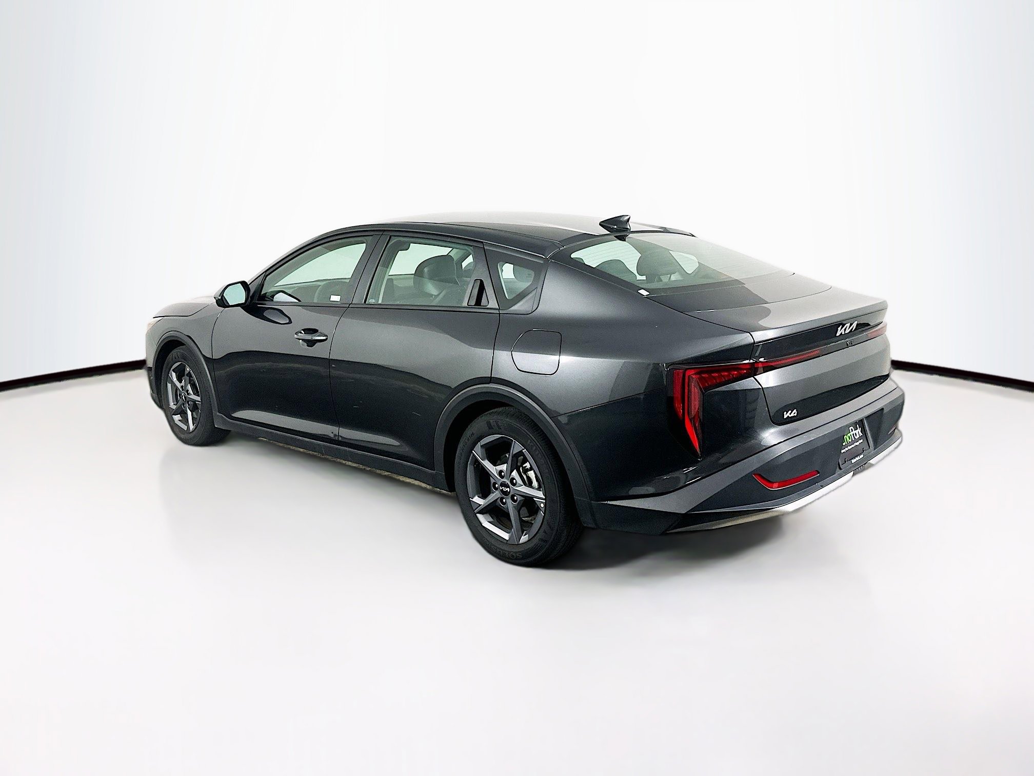 Used 2025 Kia K4 LXS image 5