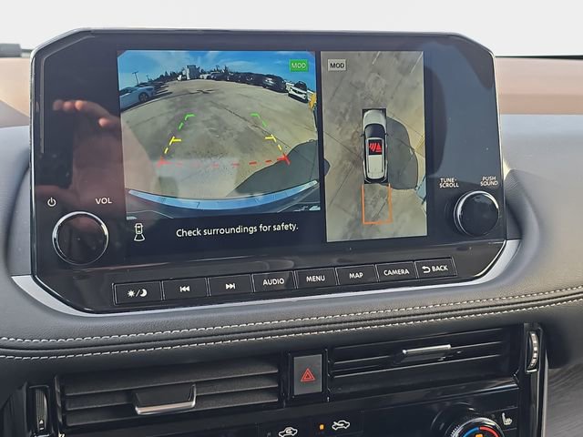 Used 2022 Nissan Rogue Platinum image 26