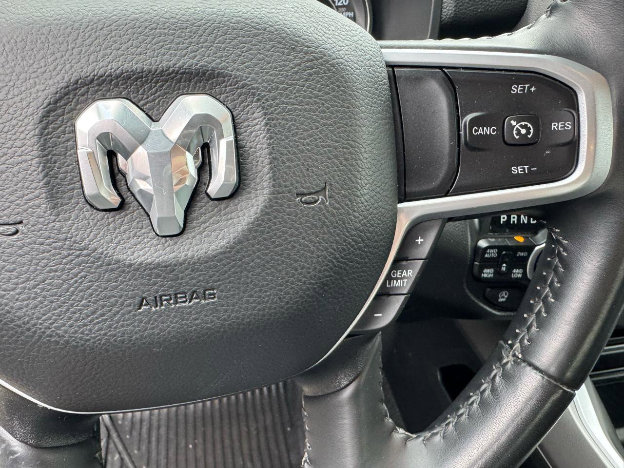 Used 2022 RAM 1500 Big Horn AWD/4WD image 18