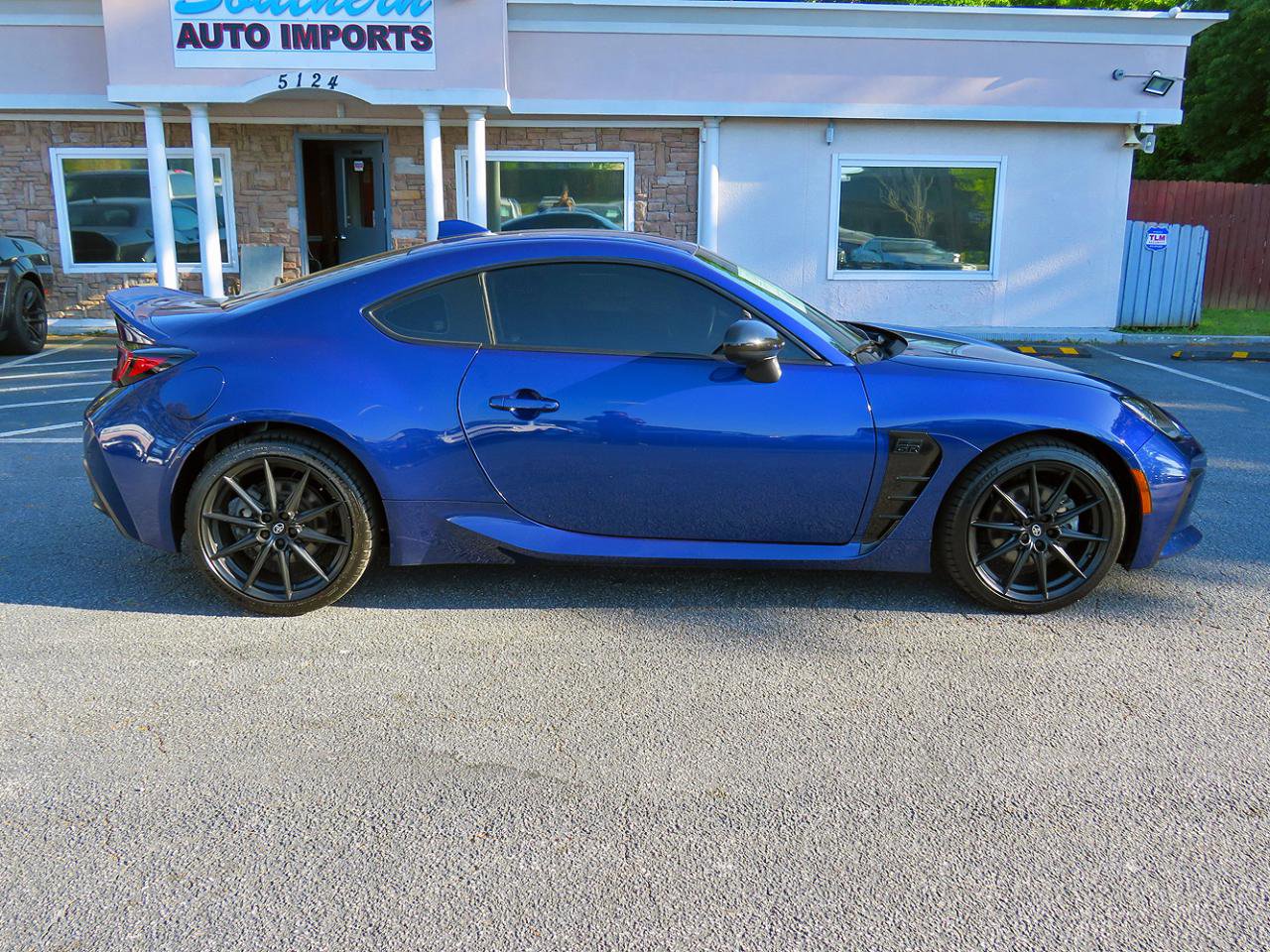 Used 2023 Toyota GR86 Premium w/ ALL Weather Mat Package (TMS) RWD image 6