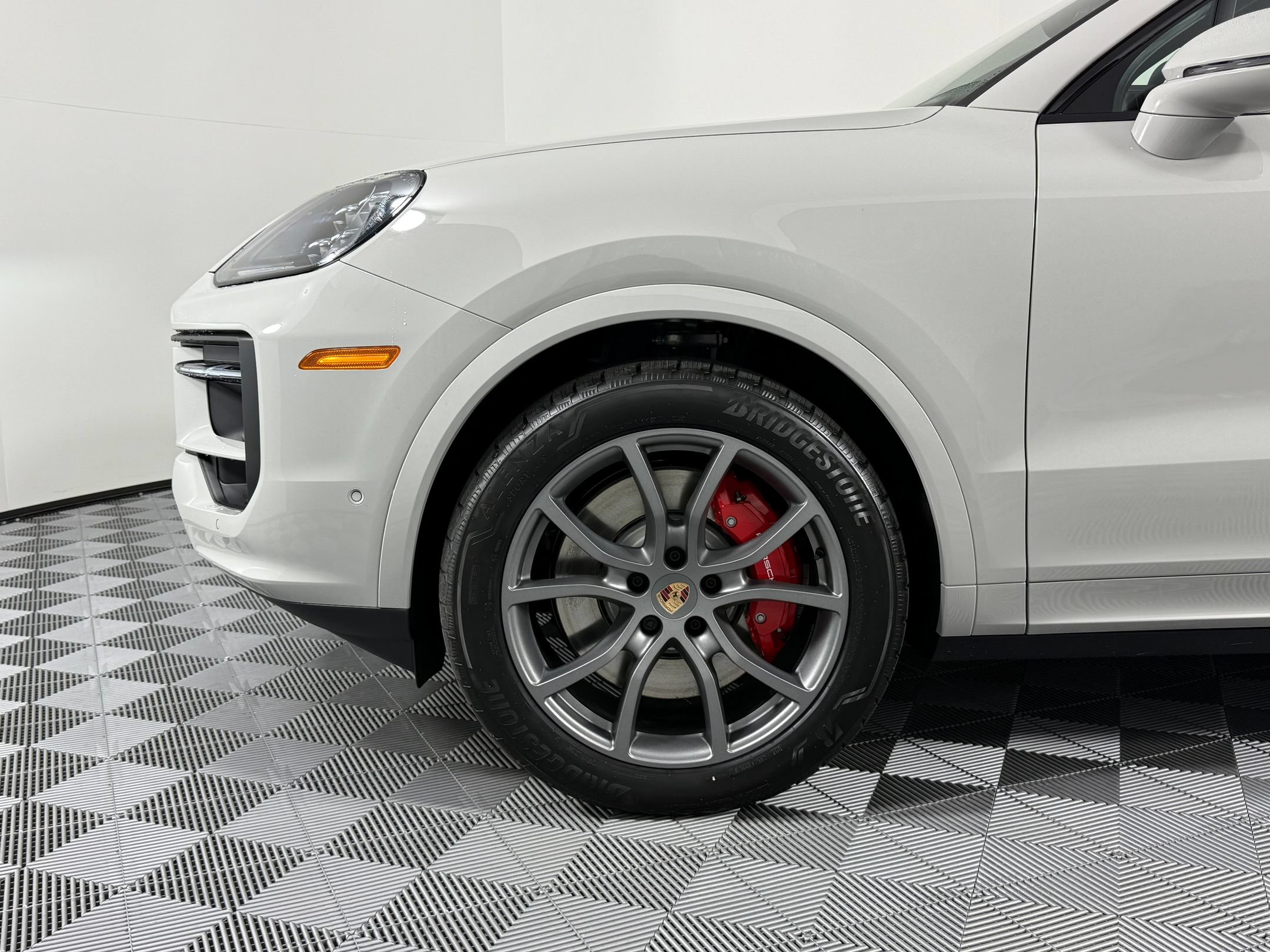 Certified 2026 Porsche Cayenne S AWD/4WD image 11