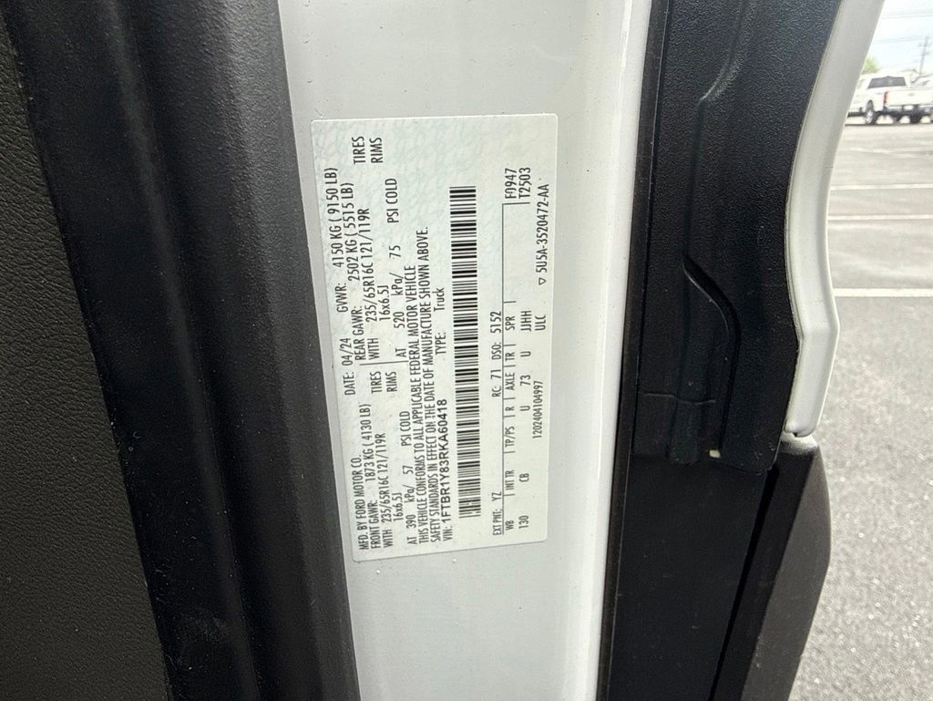 Used 2024 Ford Transit 250 Low Roof w/ Exterior Upgrade Package RWD image 8