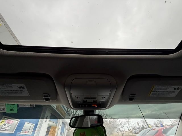 Used 2020 Buick Enclave Essence AWD/4WD image 39