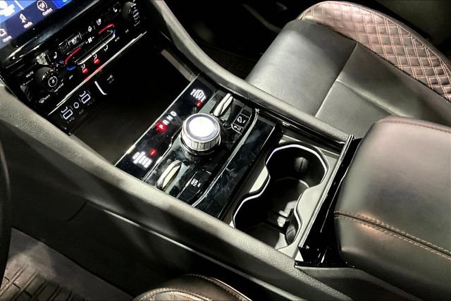 Used 2023 Jeep Grand Cherokee Summit w/ Luxury Tech Group V image 18