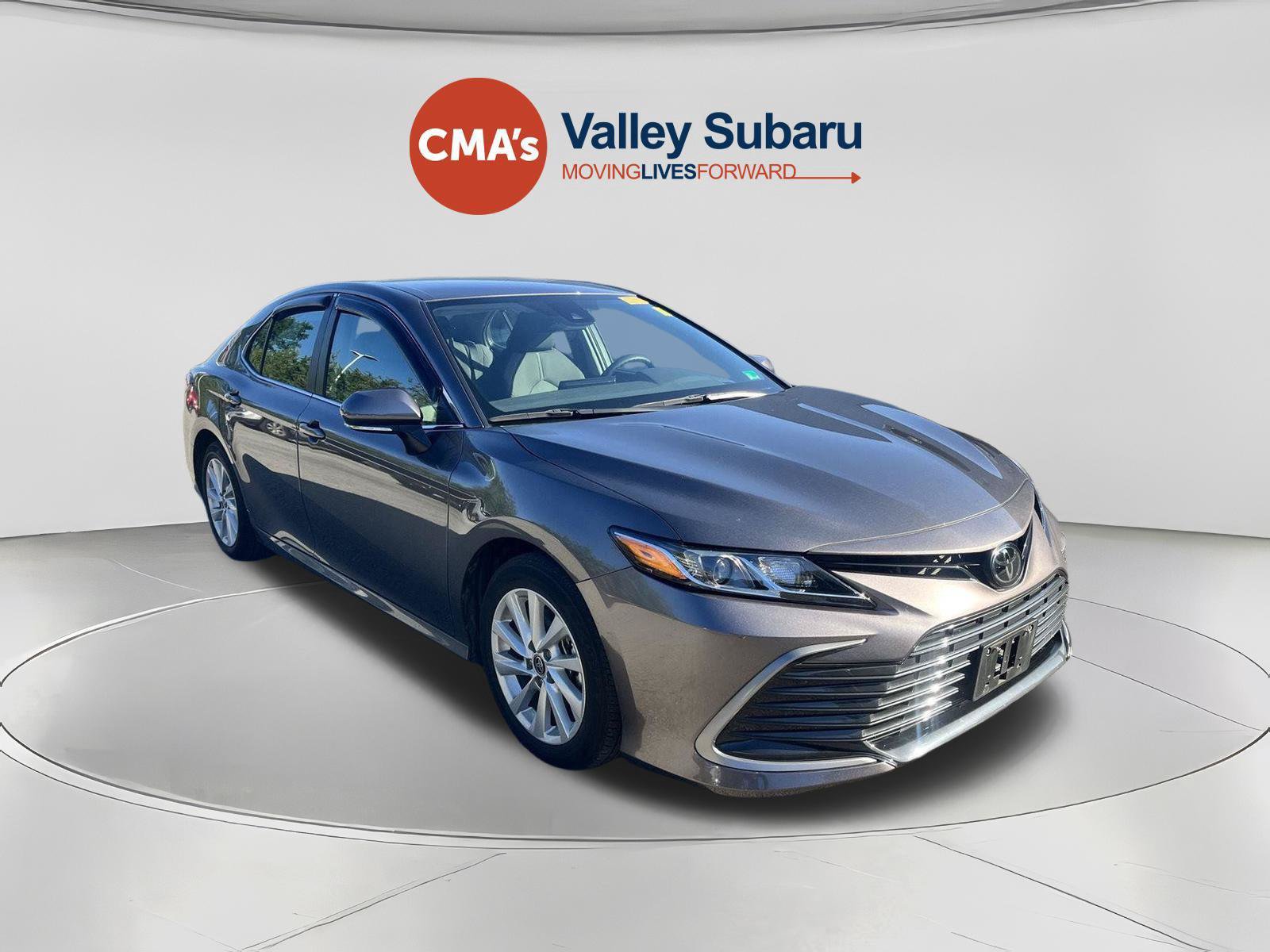 Used 2024 Toyota Camry LE FWD image 7