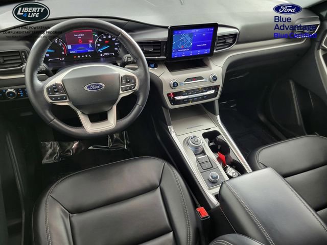 Used 2023 Ford Explorer XLT w/ Equipment Group 202A image 34