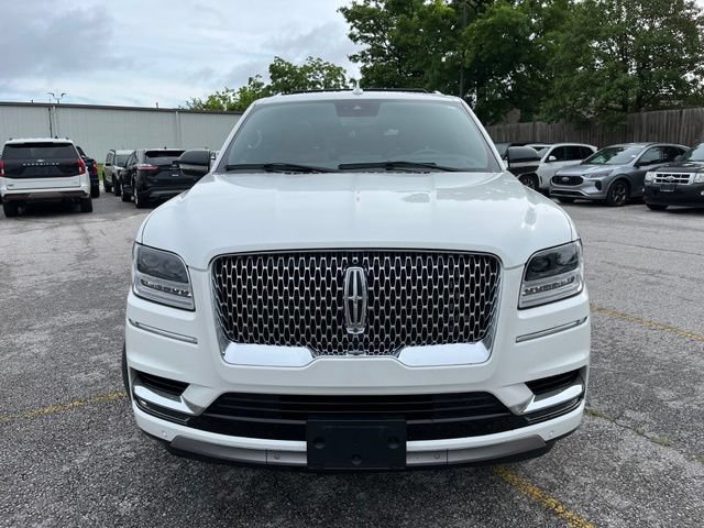 Used 2020 Lincoln Navigator Reserve w/ Luxury Package AWD/4WD image 9