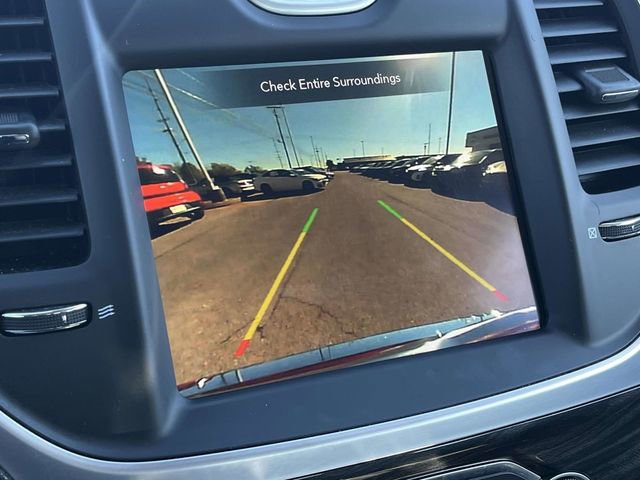 Used 2022 Chrysler 300 Touring image 29