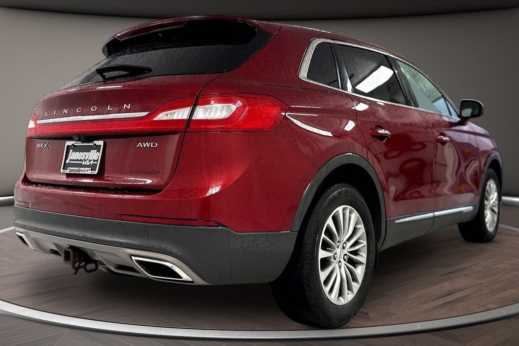 Used 2016 Lincoln MKX Select w/ Select Plus Package AWD/4WD image 7