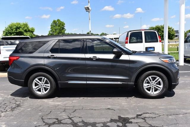 Used 2020 Ford Explorer XLT w/ Comfort Package AWD/4WD image 5