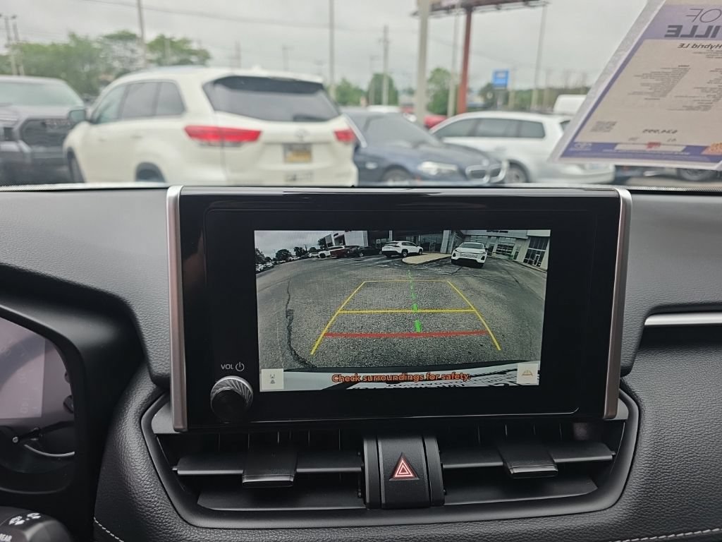 Certified 2024 Toyota RAV4 LE AWD/4WD image 19