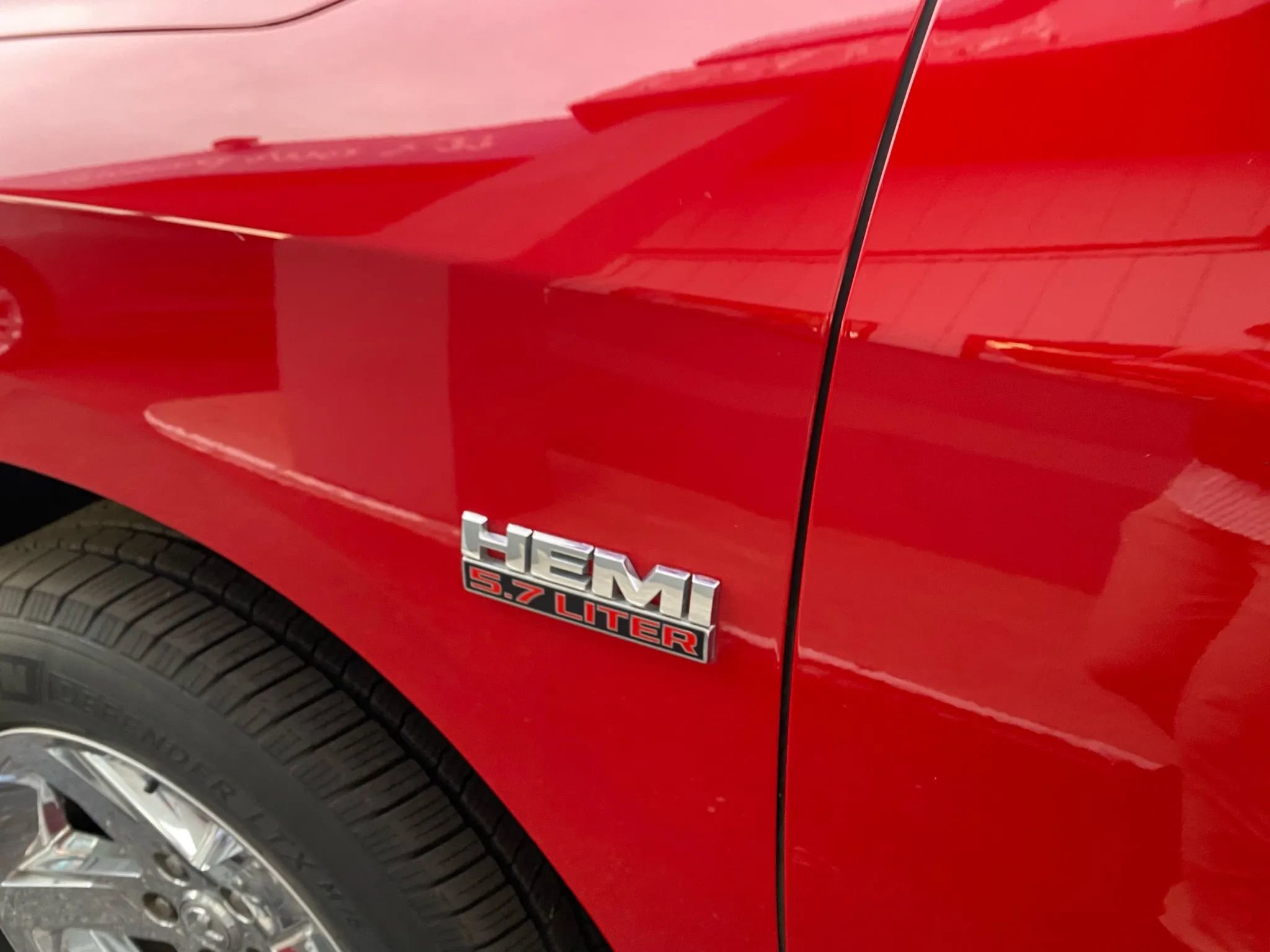 Used 2015 RAM 1500 Express image 6