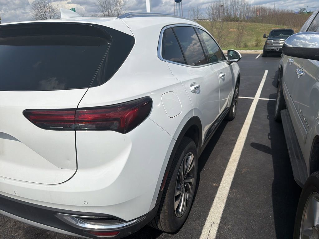 Used 2022 Buick Envision Essence w/ Technology Package I image 3