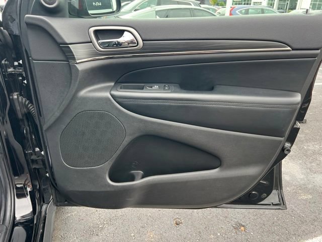 Used 2019 Jeep Grand Cherokee Limited X AWD/4WD image 32
