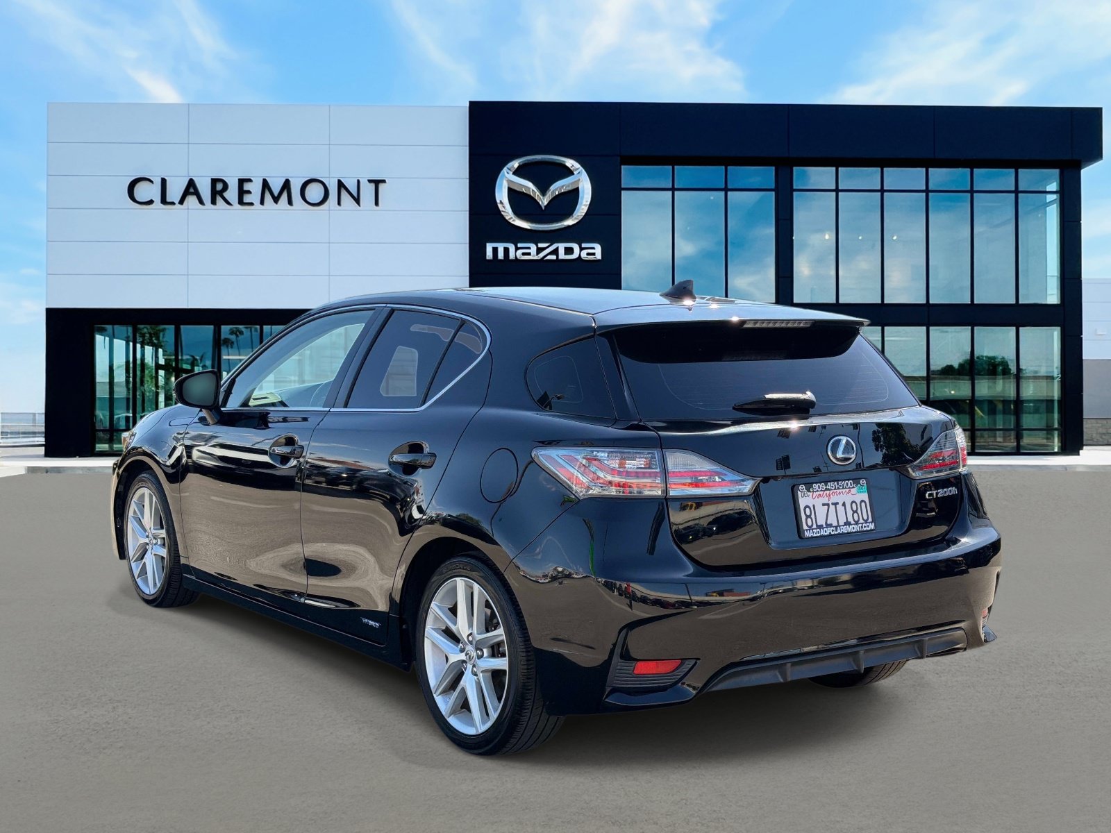 Used 2016 Lexus CT 200h w/ Accessory Package 2 FWD image 6