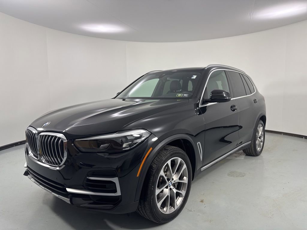 Certified 2022 BMW X5 xDrive40i w/ Premium Package image 3
