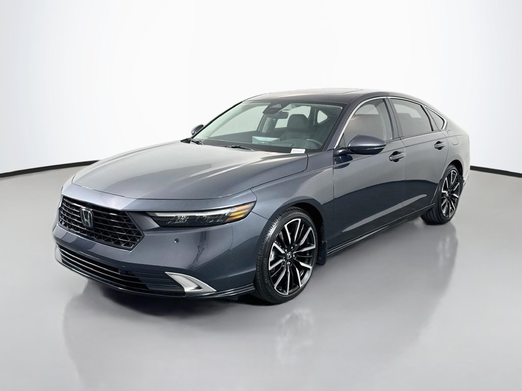 Used 2025 Honda Accord Touring image 1