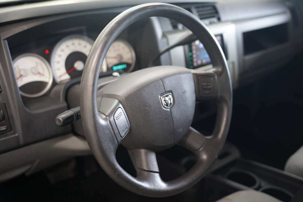 Used 2008 Dodge Dakota SLT image 12