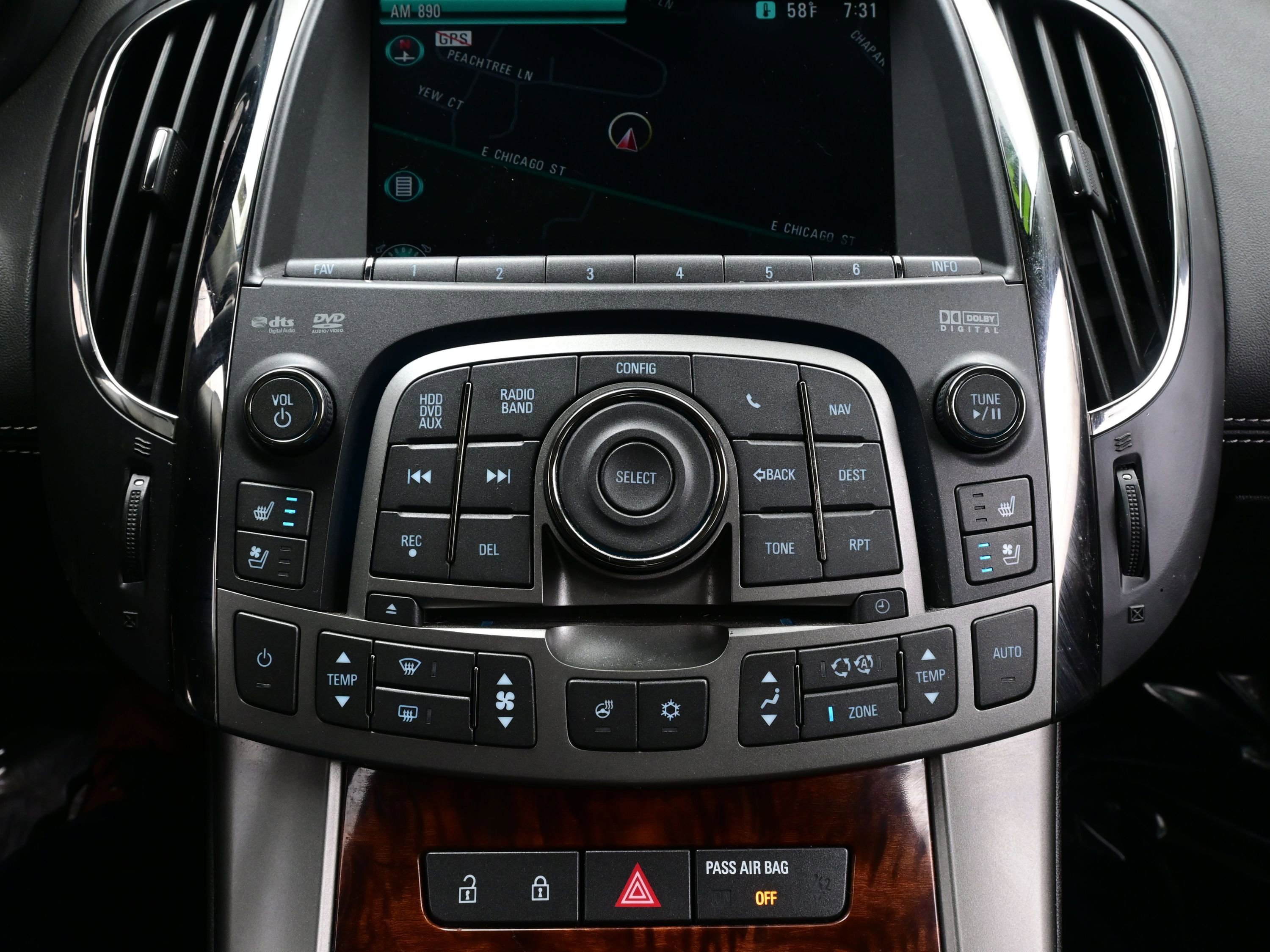 Used 2012 Buick LaCrosse Touring image 18