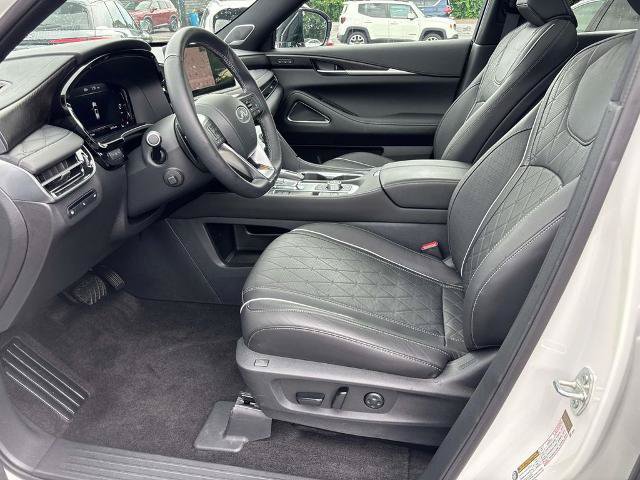 Certified 2025 INFINITI QX60 Autograph w/ Cargo Package AWD/4WD image 9