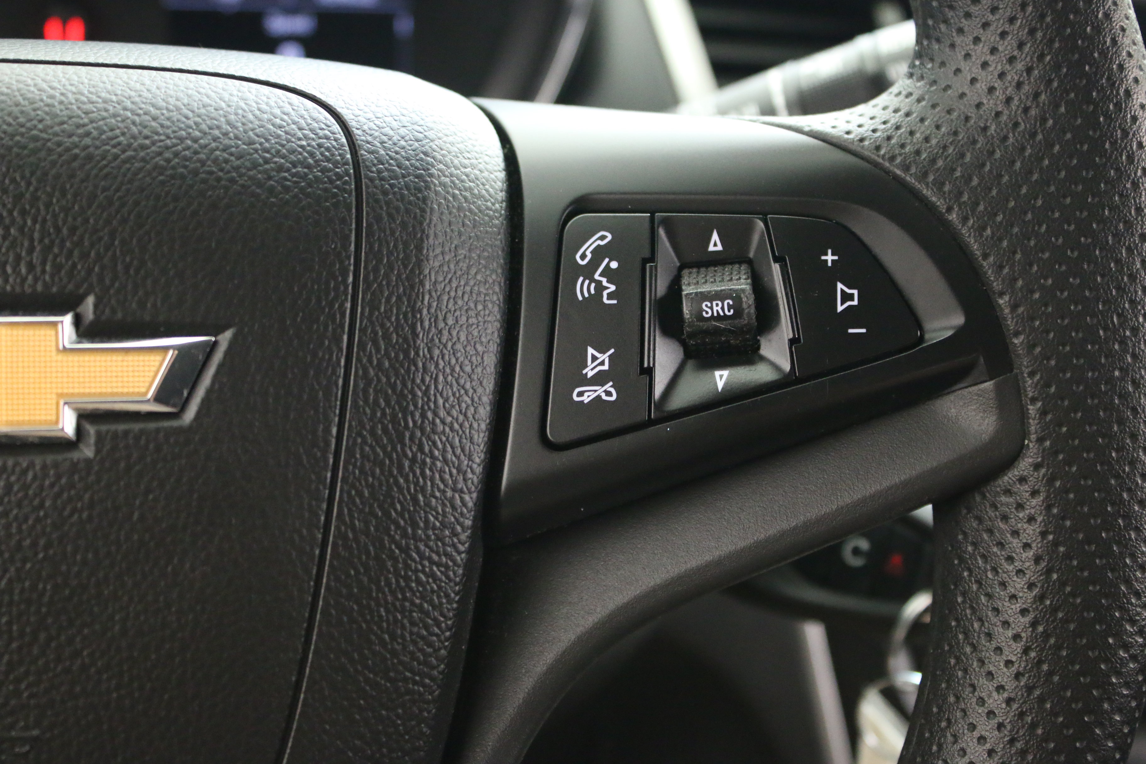 Certified 2022 Chevrolet Trax LT AWD/4WD image 14