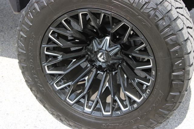 Used 2024 GMC Sierra 2500 Denali w/ Denali Reserve Package image 17